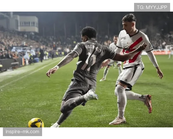 皇马战绩稳定但比赛控制力下降,关键阶段中场稳定性面临考验