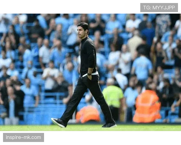 曼城进攻结构转向中路集中，边中结合模式逐步弱化